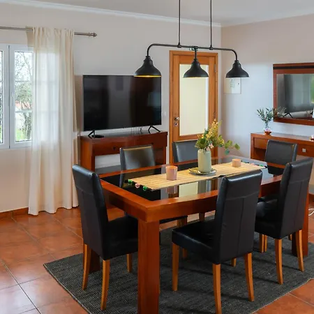 Feiteiras House * Canhas