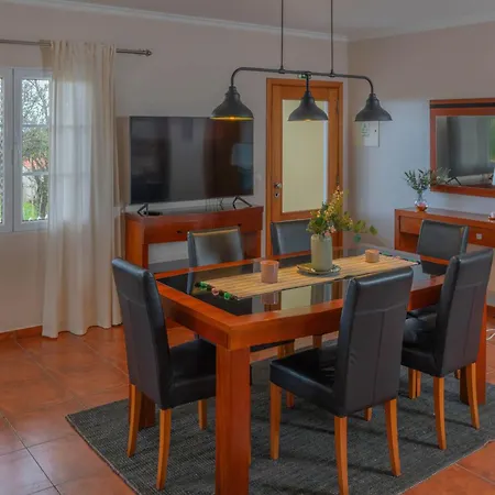 בית נופש Feiteiras House
